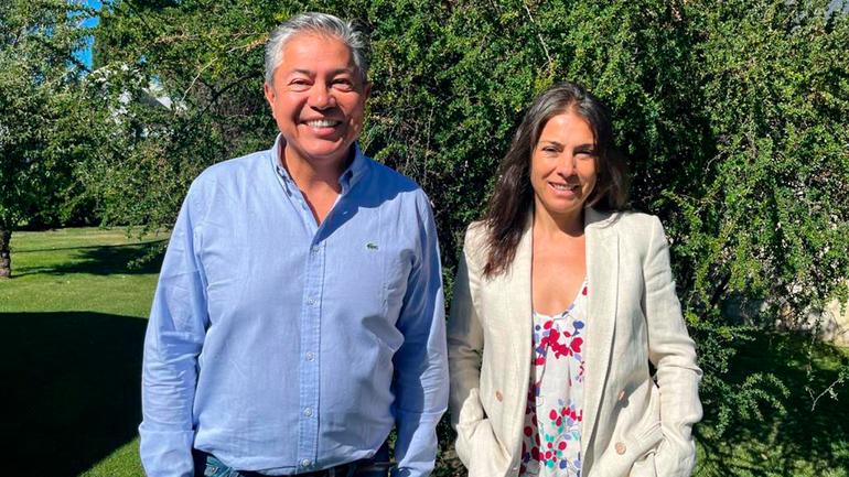 La senadora Lucila Crexell y el gobernador Rolando Figueroa se reunieron en Junín de los Andes a comienzos de este 2024.